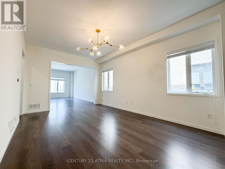 Property Photo:  405 Elyse Court  ON L4G 2C9 