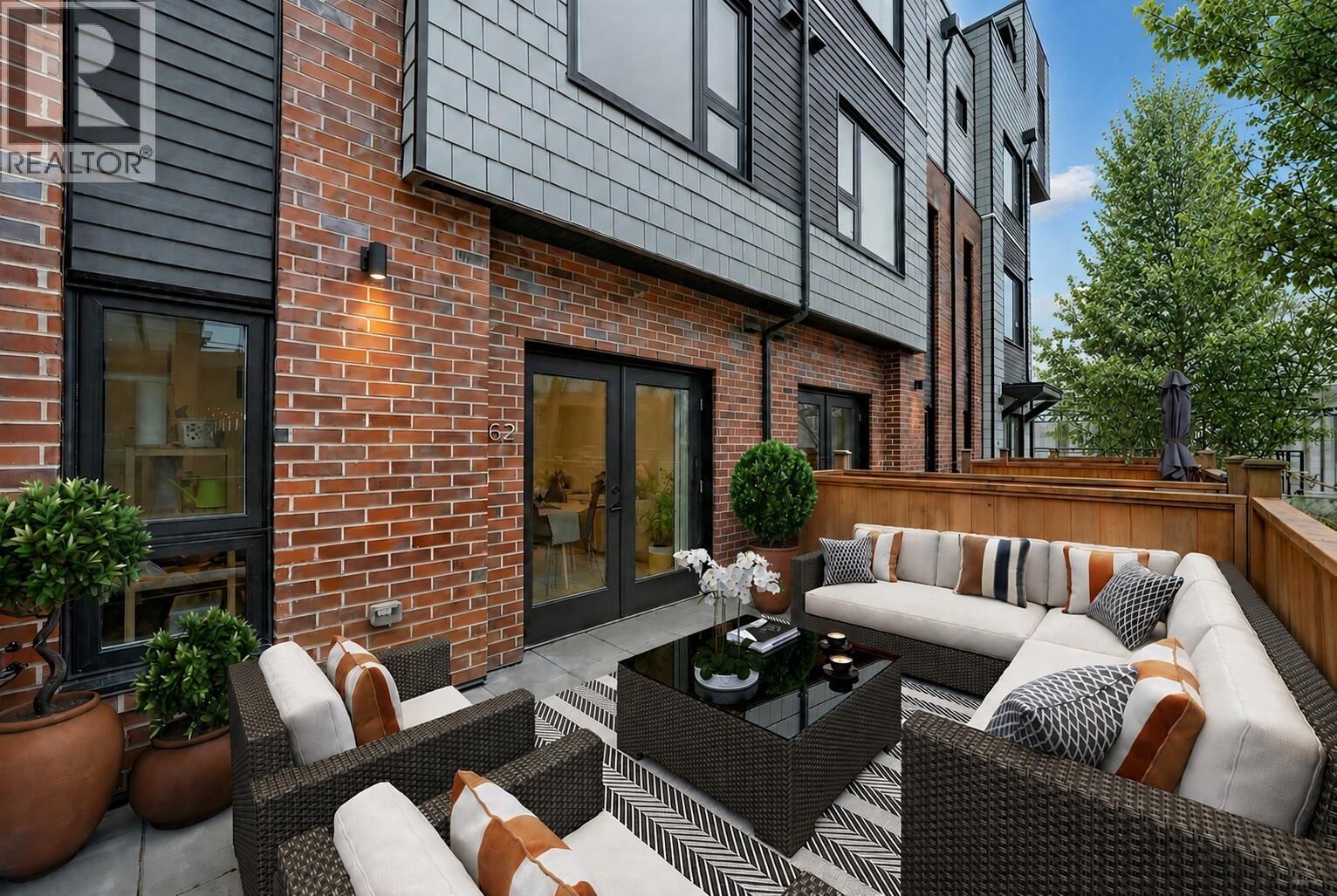 Property Photo: 565 East 2nd Street 162 BC V7L 1E1