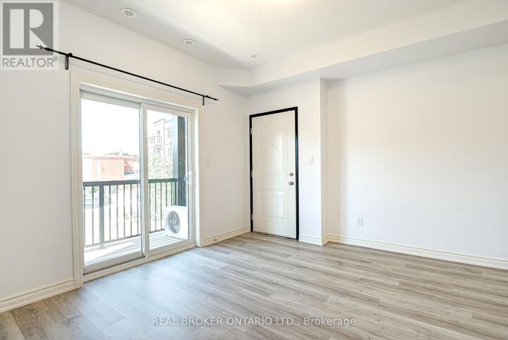 Property Photo:  164 Heiman Street 9B  ON N2M 0B8 