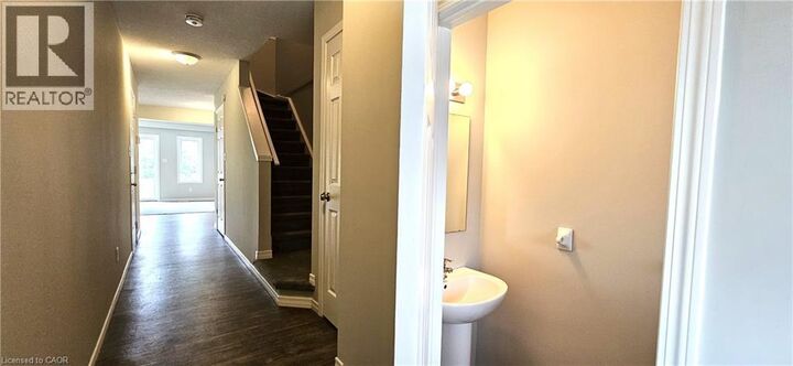 Property Photo:  50 Pinnacle Drive 66  ON N2P 0H8 