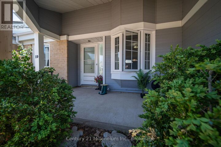 Property Photo:  874 Arlington Street 19  ON N0H 2C4 