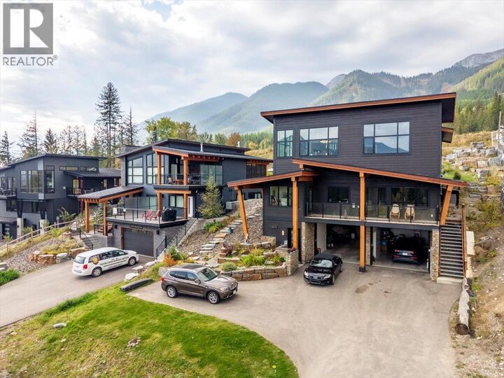 Property Photo: 5416 Resort Drive BC V0B 1M6