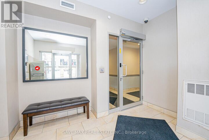 Property Photo:  3075 Thomas Street 213  ON L5M 0L8 