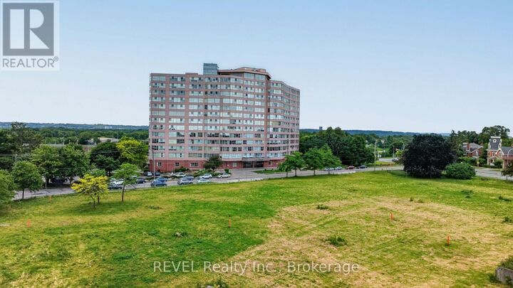 Property Photo: 7 Gale Crescent 207 ON L2R 7M8