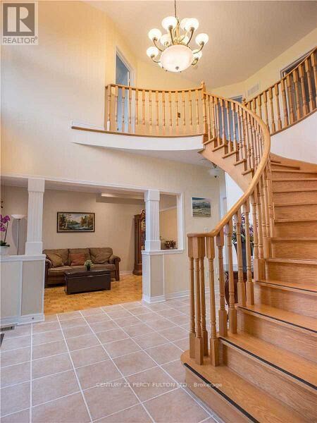 Property Photo:  14 Montesano Crescent  ON L4B 4M9 