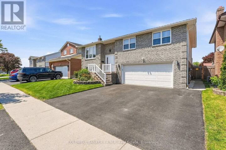 Photo de la propriété:  14 Glenabbey Drive  ON L1E 1B9 