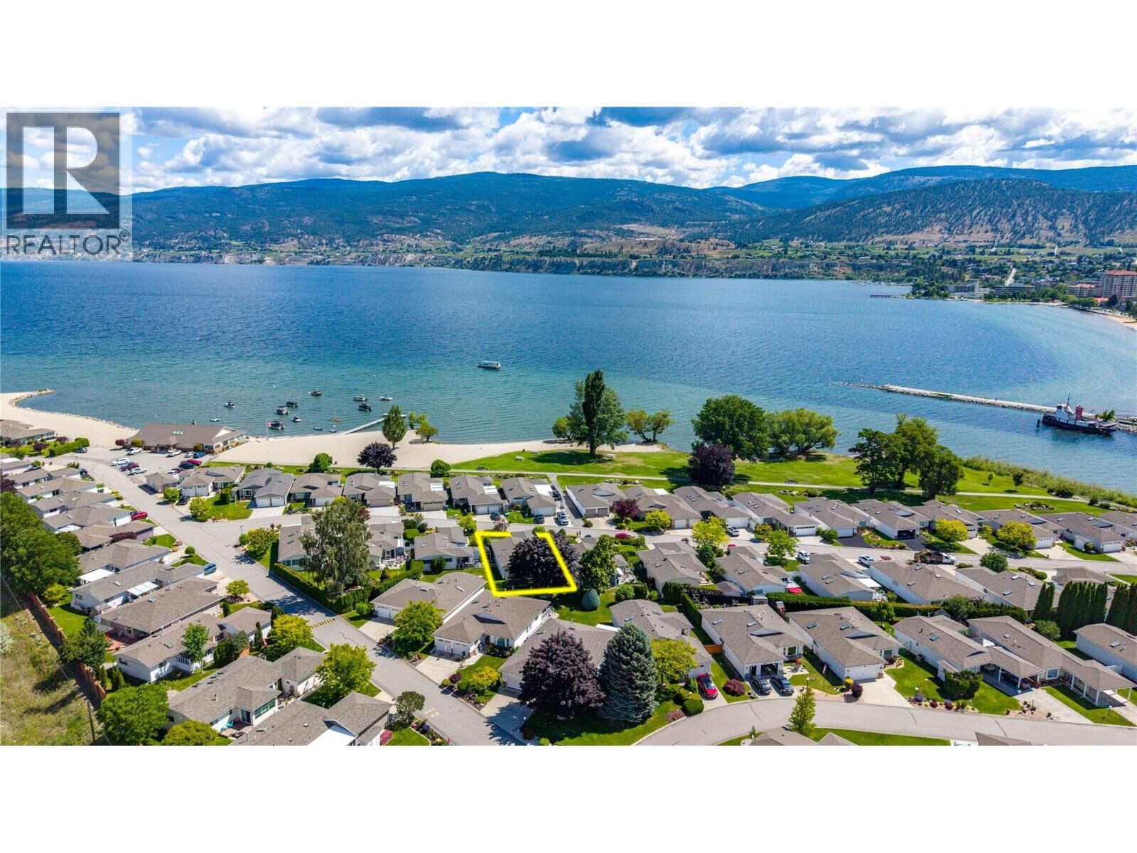 Property Photo:  64 Kingfisher Drive  BC V2A 8K6 