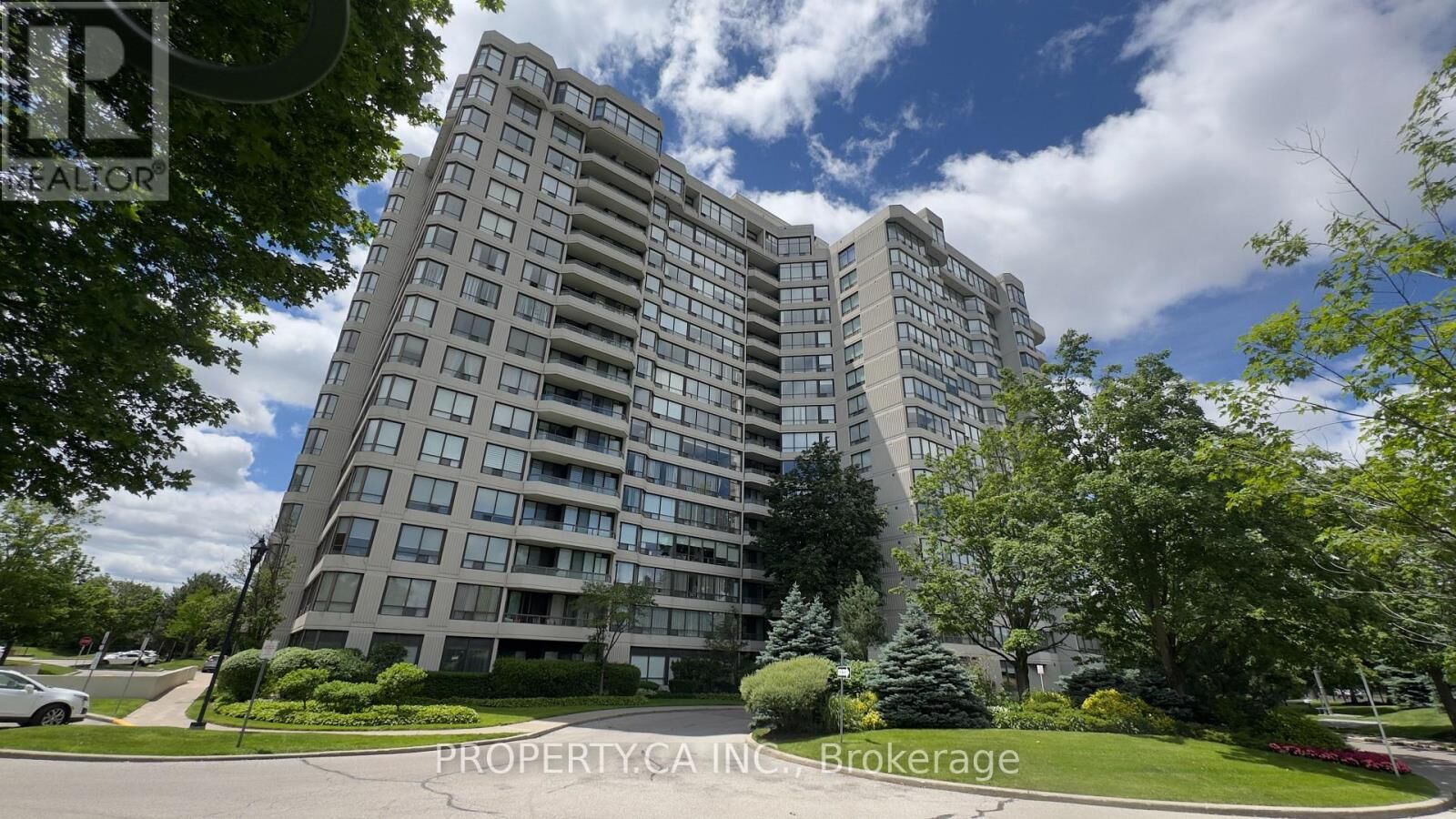 Property Photo: 1131 Steeles Avenue West 609 ON M2R 3W8