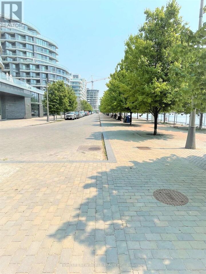 Property Photo:  55 Merchants' Wharf Street 1026  ON M5A 0P2 