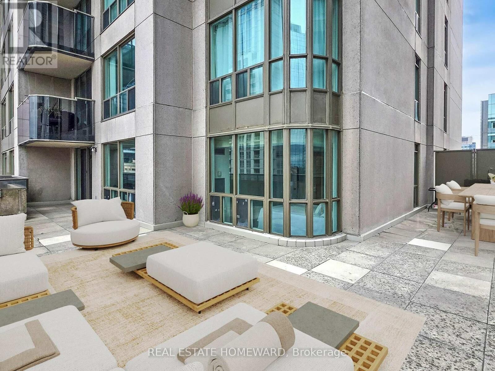 Property Photo:  750 Bay Street 2307  ON M5G 1N6 