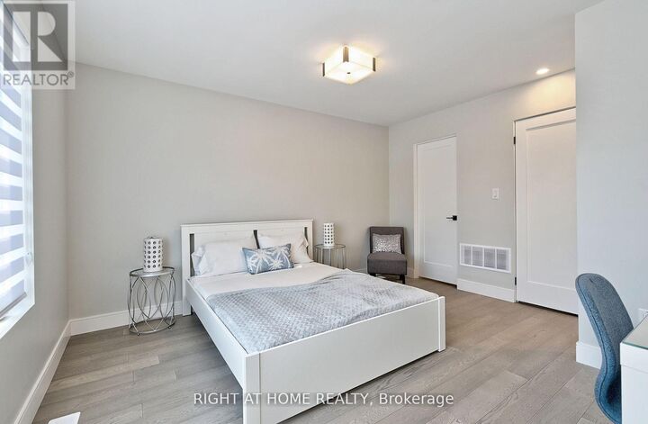 Property Photo:  131 Brock Avenue 4  ON M6K 2L5 