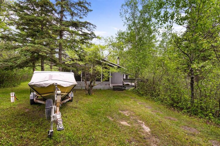 Property Photo: 9 Wildwood Place MB R0C 0C0