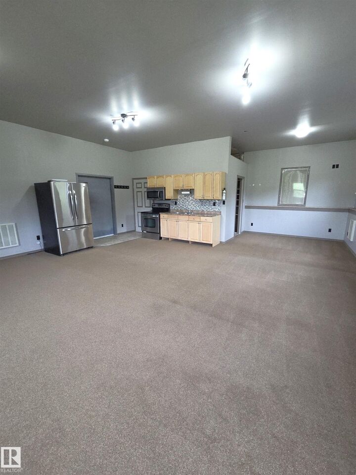 Property Photo:  64031 Rge Rd 460  AB T0A 2E0 