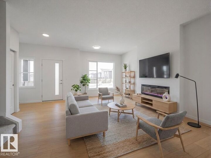 Property Photo:  1090 McLeod Avenue  AB T7X 4G8 