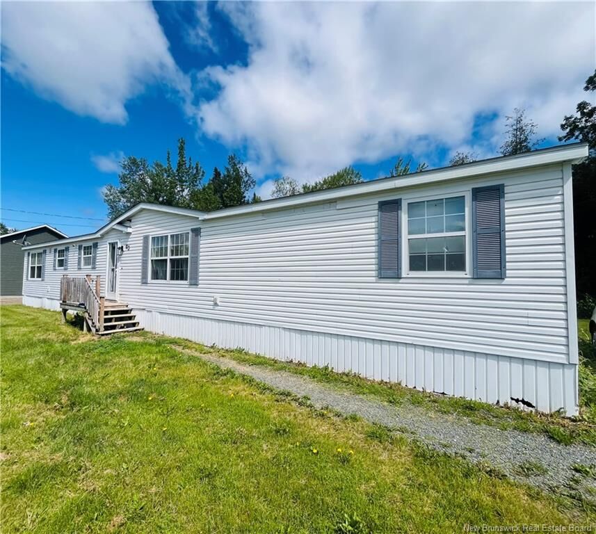 Property Photo:  3 Cedar Crescent  NB E9E 0C1 