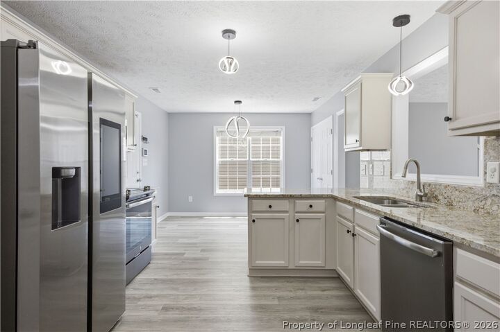 Property Photo:  2206 Foster Gwin Lane  NC 28304 