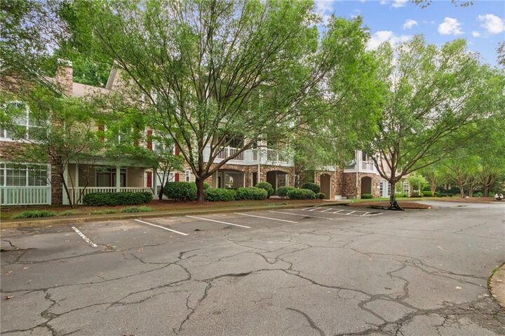 Property Photo: 933 Sandringham Drive 933 GA 30004