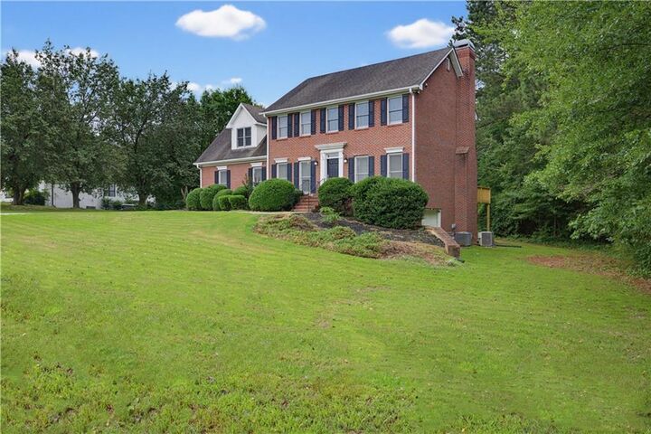 Property Photo: 1206 Dover Place GA 30013