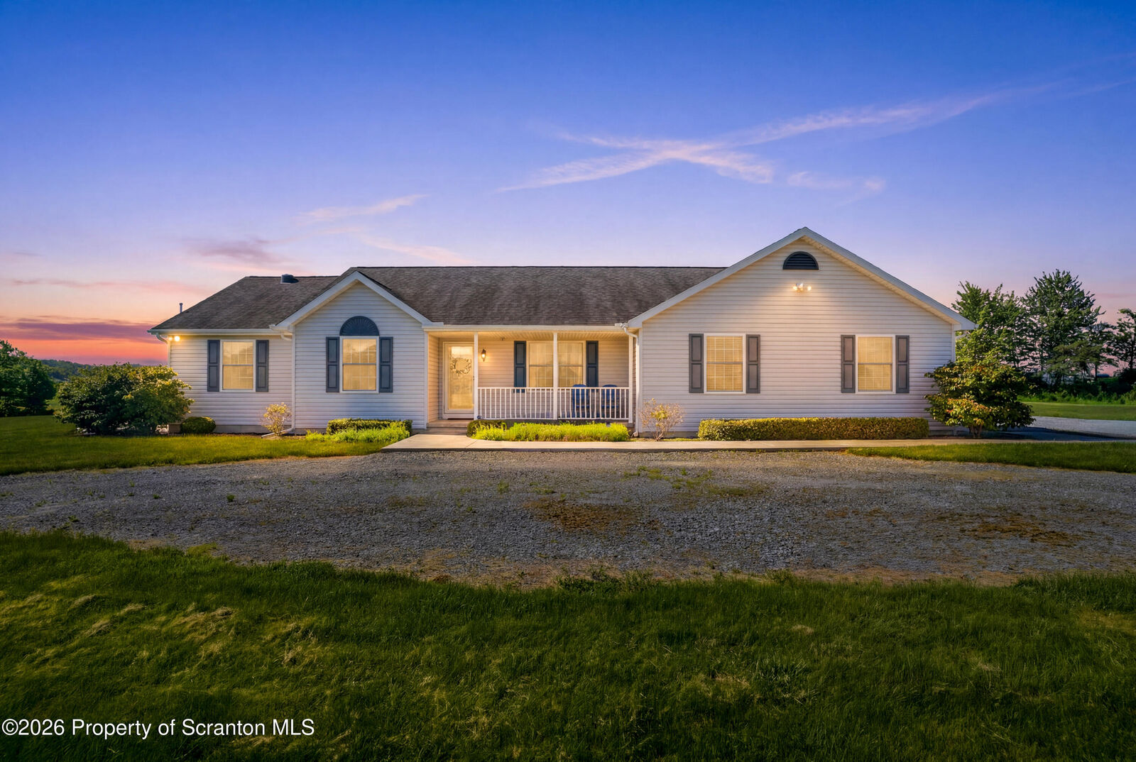 Property Photo:  522 Overlook Drive  PA 18615 
