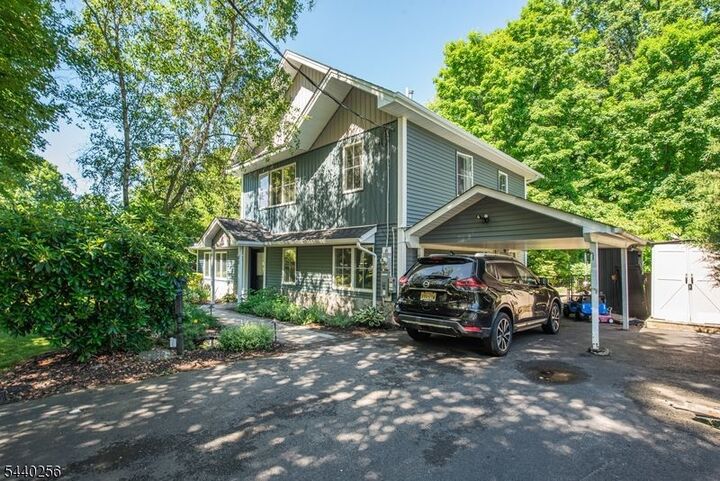 Property Photo:  40 Hancock Dr  NJ 07480 