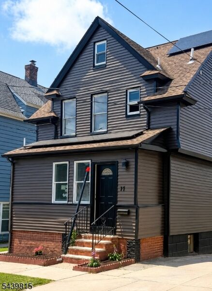 Property Photo:  17 Whittlesey Ave  NJ 07052 