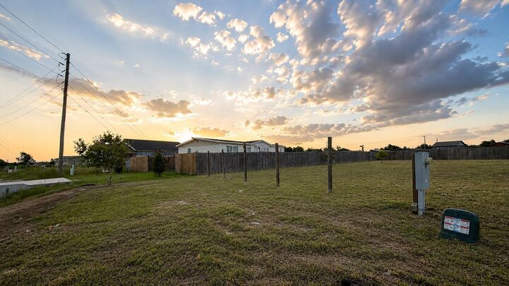 Property Photo:  2470 Road 5708  TX 77327 