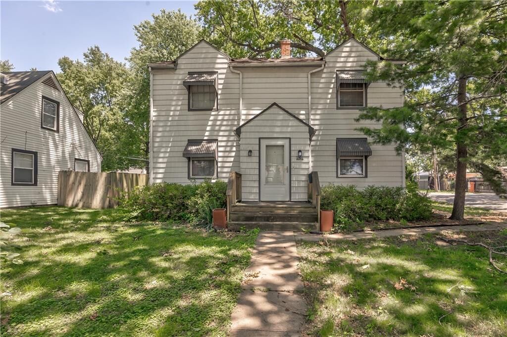 Property Photo:  8037 Jefferson Street  MO 64114 