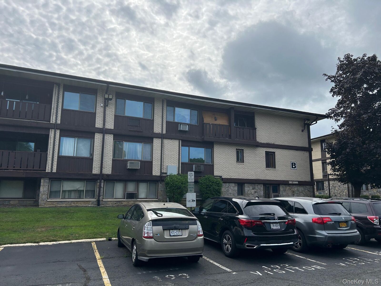 Property Photo:  260 N.main Street B-27  NY 10977 