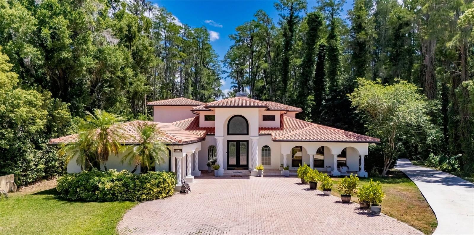 Property Photo: 17309 Linda Vista Circle FL 33548