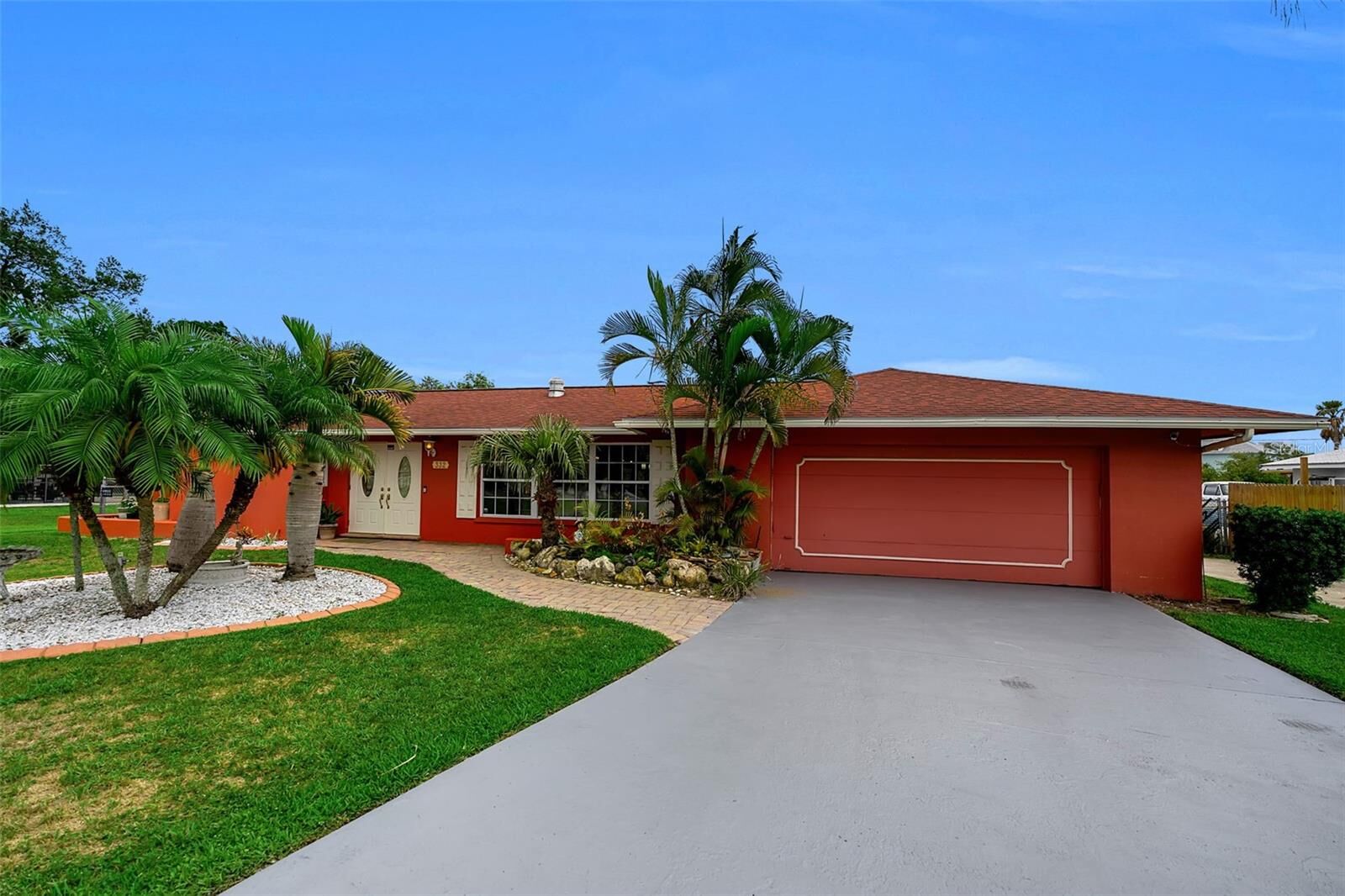 Property Photo: 332 Shore Drive FL 34222