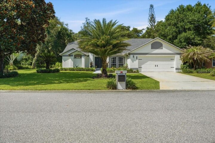 Property Photo:  1003 Old Cutler Road  FL 33898 