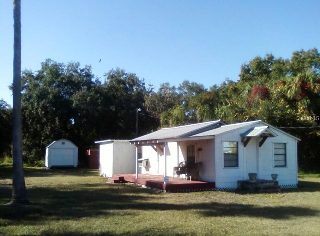 Property Photo: 7205 S Manhattan Avenue FL 33616