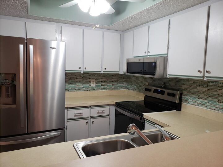 Property Photo: 19505 Quesada Oo103 FL 33948