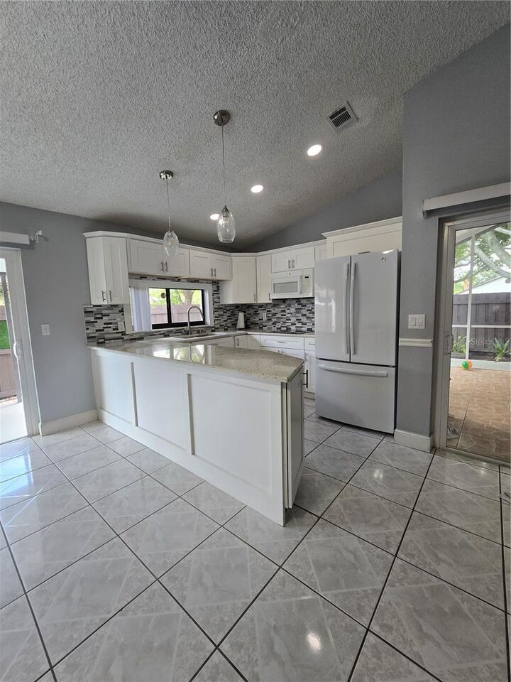 Property Photo: 5401 Hopedale Drive FL 33624