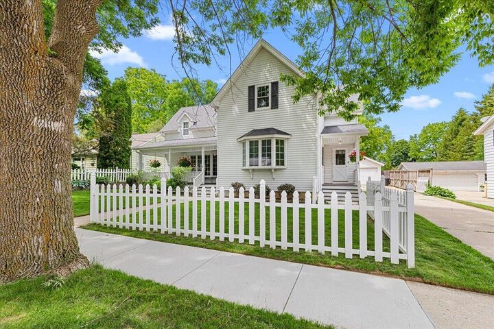 Property Photo: N37w6046 Wurthmann St WI 53012
