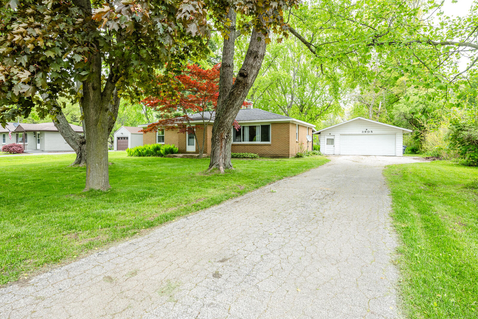 Property Photo:  3905 Meadow Lane  MI 49085 