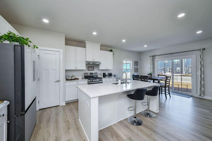 Property Photo:  328 Carole Street  IL 60554 