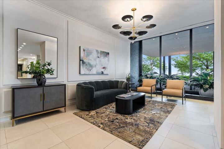 Property Photo:  1440 N Lake Shore Drive 18G  IL 60610 