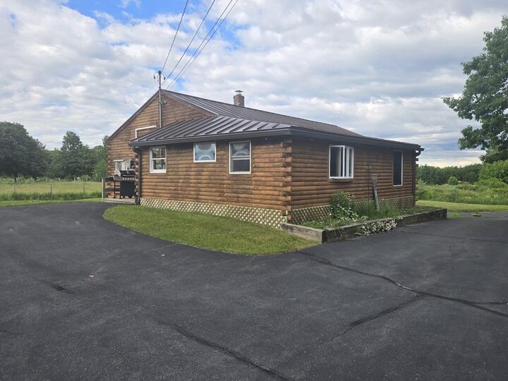 Property Photo:  15 Phillips Road  ME 04401 