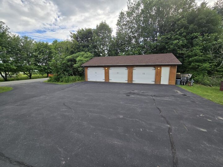 Property Photo:  15 Phillips Road  ME 04401 