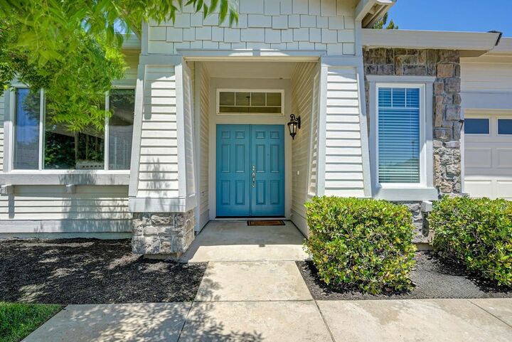 Property Photo: 1010 Thompson Circle CA 95630