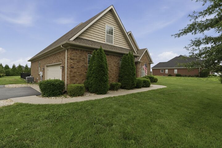 Property Photo:  4638 Fairvue Farm Blvd  KY 42104 