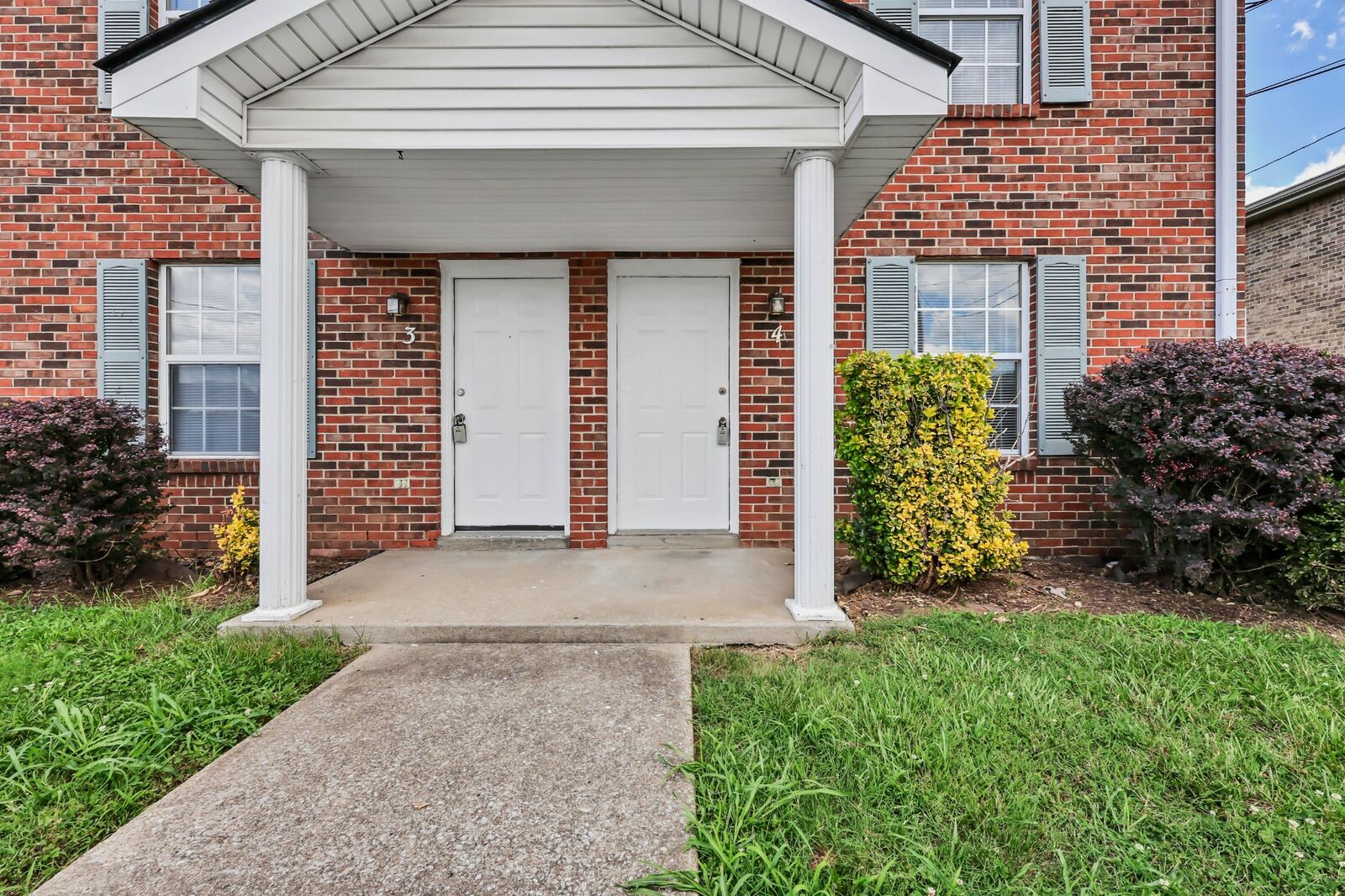 Property Photo: 371 Peabody Dr TN 37042