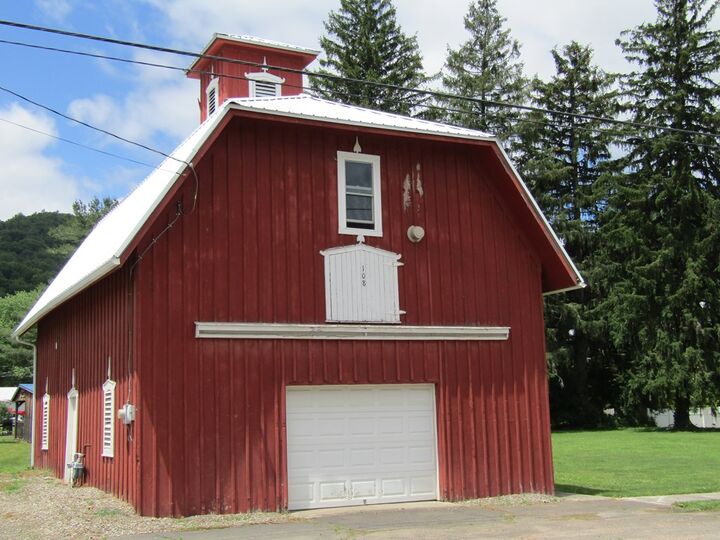 Property Photo:  108 N Water St  PA 16928 