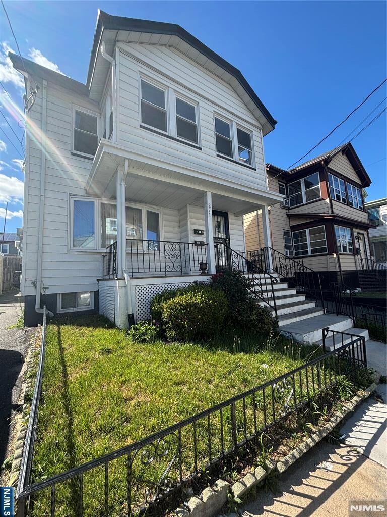 Property Photo:  271 Vermont Avenue  NJ 07111 