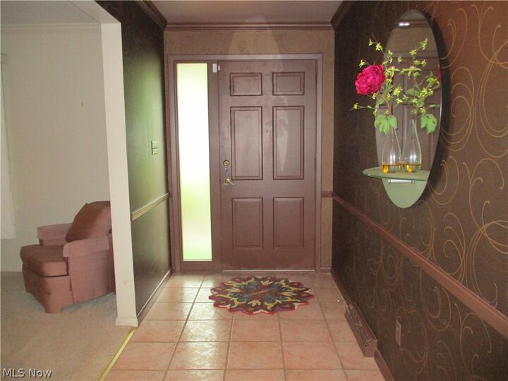 Property Photo: 463 Arbor Circle OH 44505