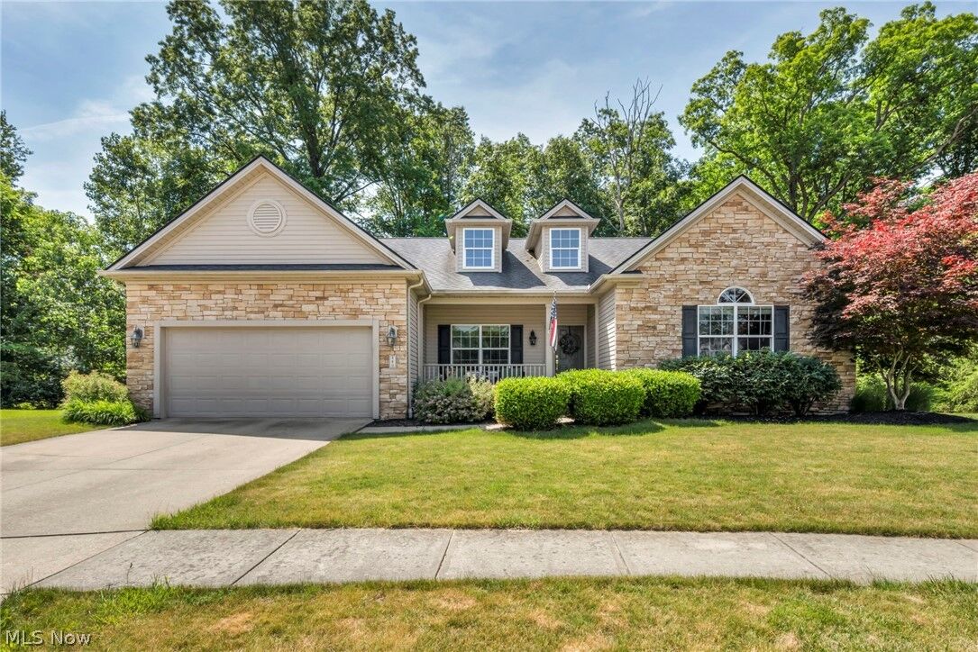 Property Photo: 880 Shadow Creek Trail OH 44001
