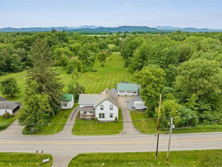 Property Photo: 1853 Greenbush Road VT 05473