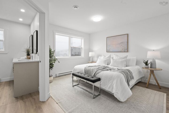 44 Warner Drive — photo 1
