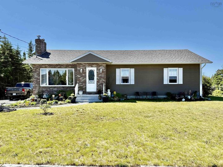 456 Centreville South Side Road — photo 1